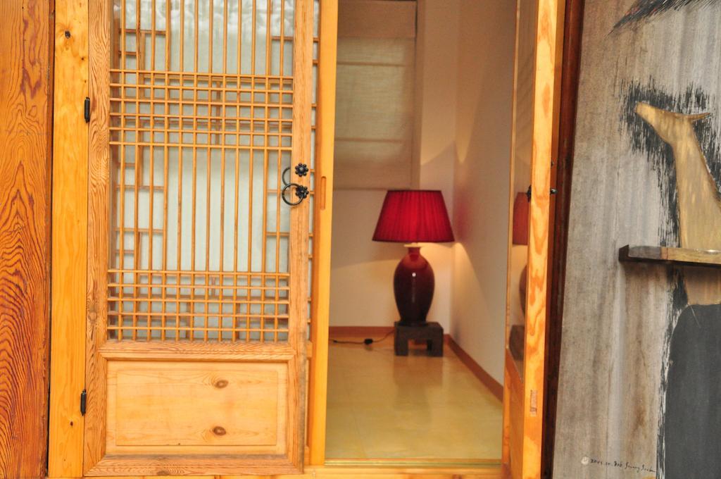 Hueahn Hanok Guesthouse Seul Cameră foto